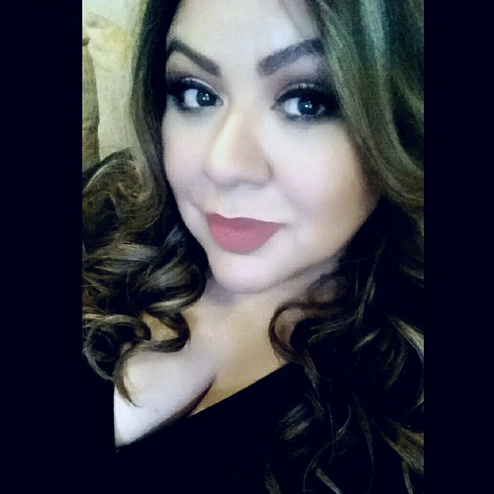 Meet your Posher, Lizbeth